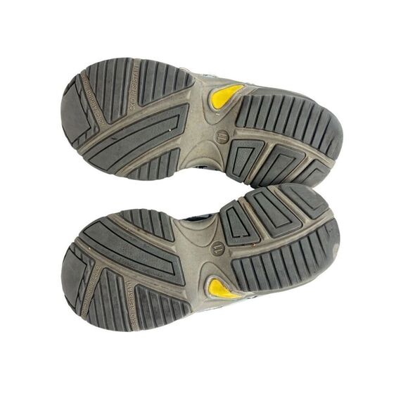 Batman shoes  size 11 - Picture 3 of 4